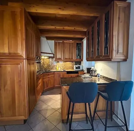 Duplex Avec Vue Et Montagnes Daire Montrö